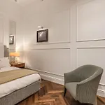Apartment Piazza Venezia Luxe *