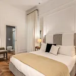 Piazza Venezia Luxe Apartment