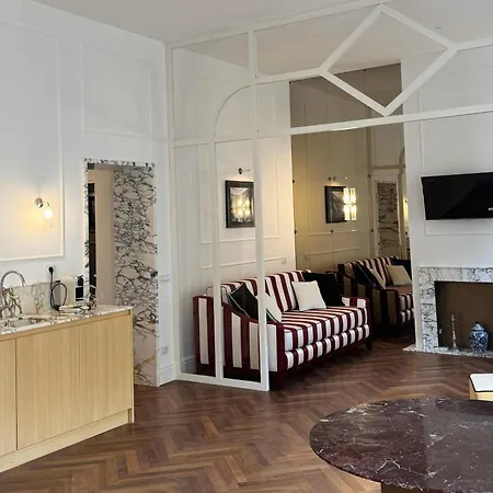 公寓 Piazza Venezia Luxe