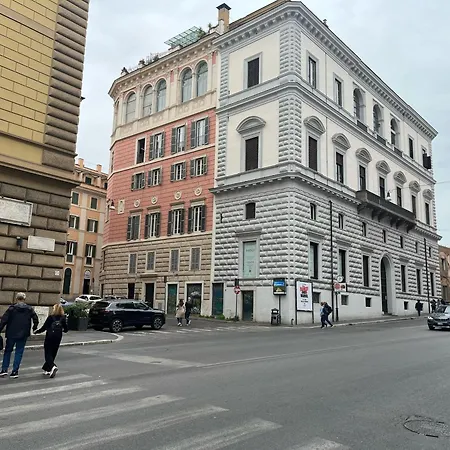 Piazza Venezia Luxe *