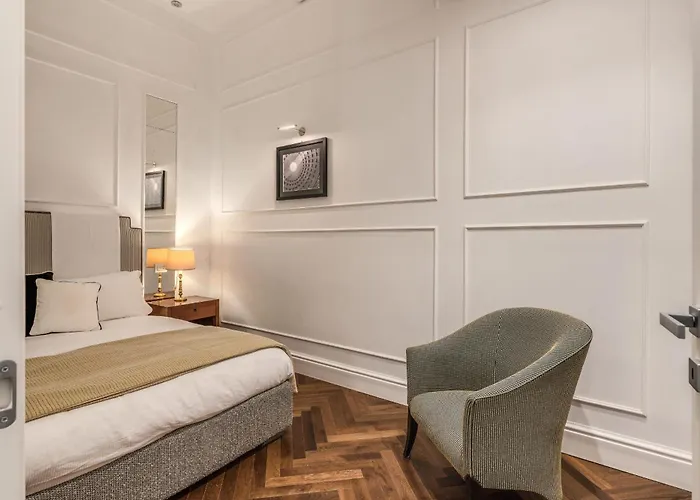 Lägenhet Piazza Venezia Luxe *