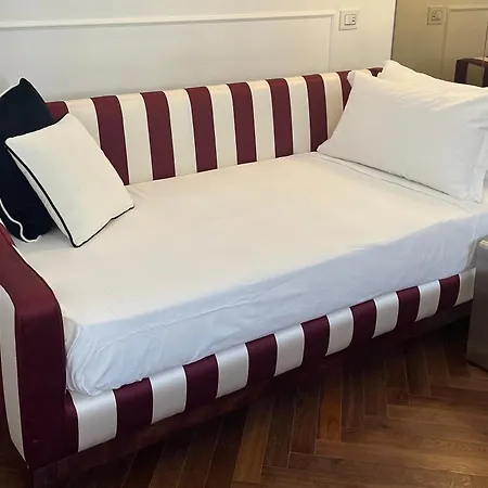 Апартаменты Piazza Venezia Luxe
