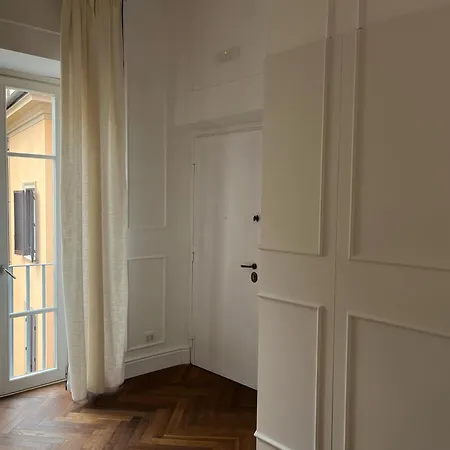 Piazza Venezia Luxe شقة *
